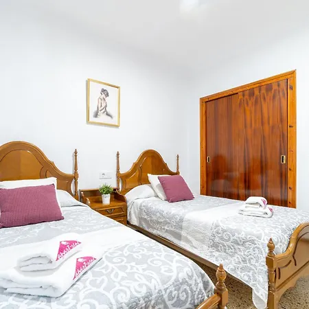 Basic Comfort Poeta Marquina 1º 2025 Appartement *