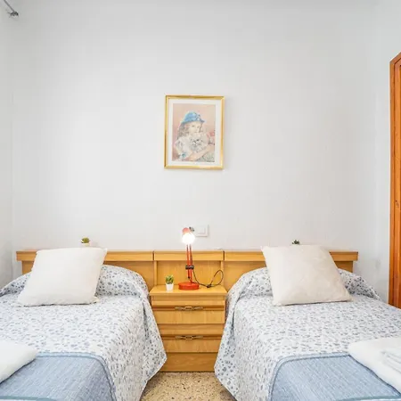 Basic Comfort Poeta Marquina 1º 2025 Apartamento *