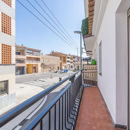 Apartment Basic Comfort Poeta Marquina 1º 2025